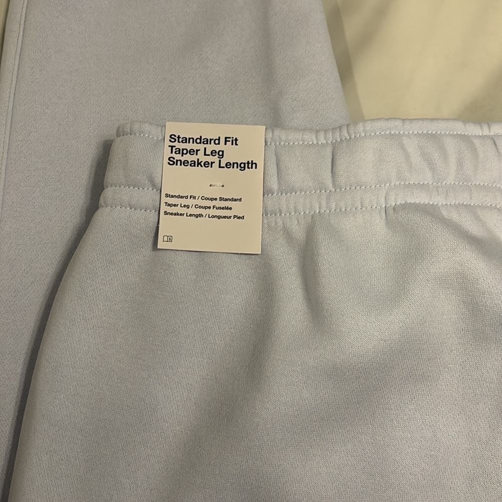 Men’s Nike Cargo Sweatpants - Picture 4 of 4